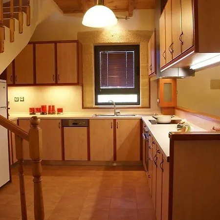 Kalives Villa *